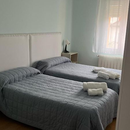Vivienda Al Pie Del Castillo Burgo 外观 照片