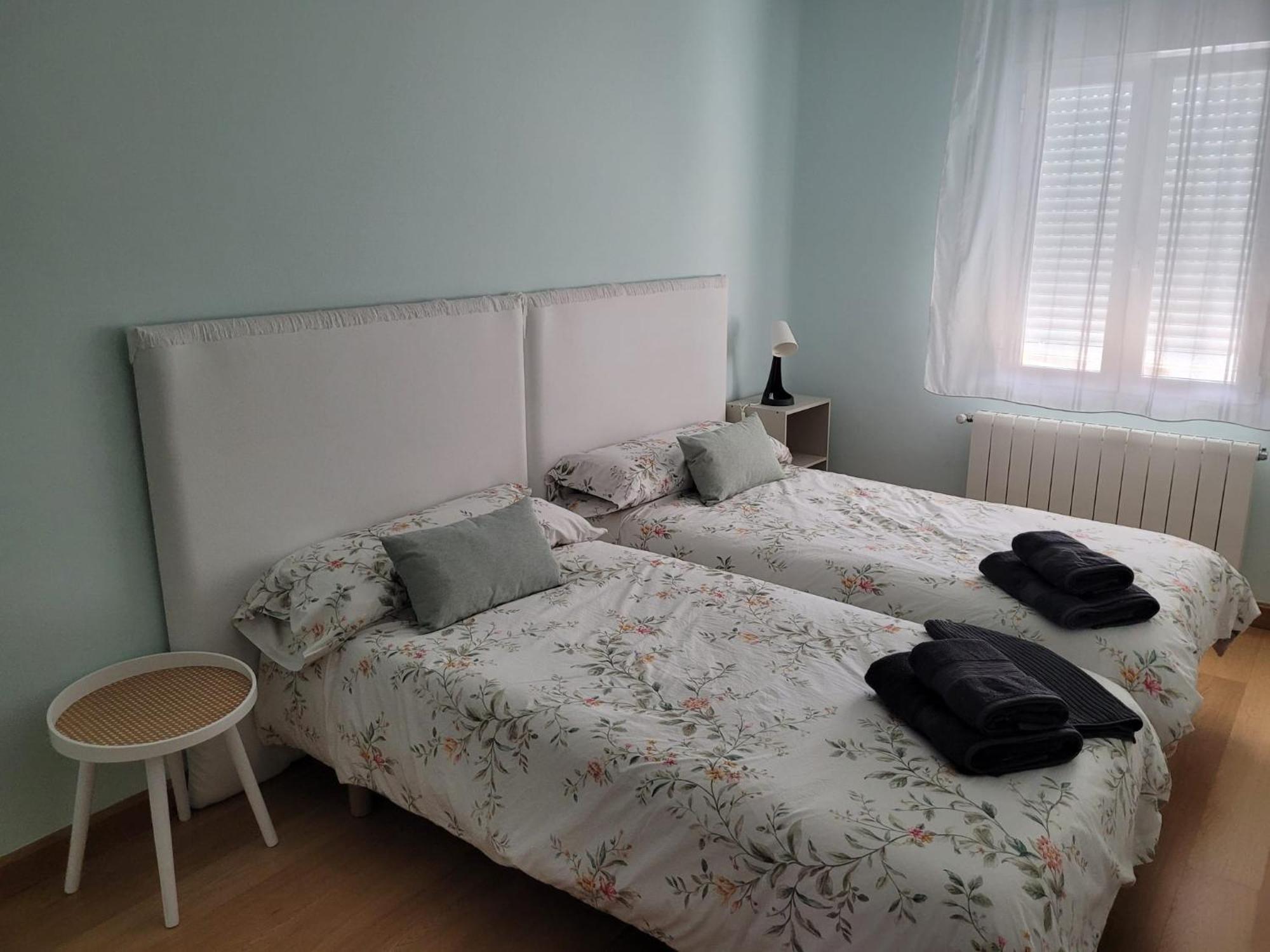 Vivienda Al Pie Del Castillo Burgo 外观 照片