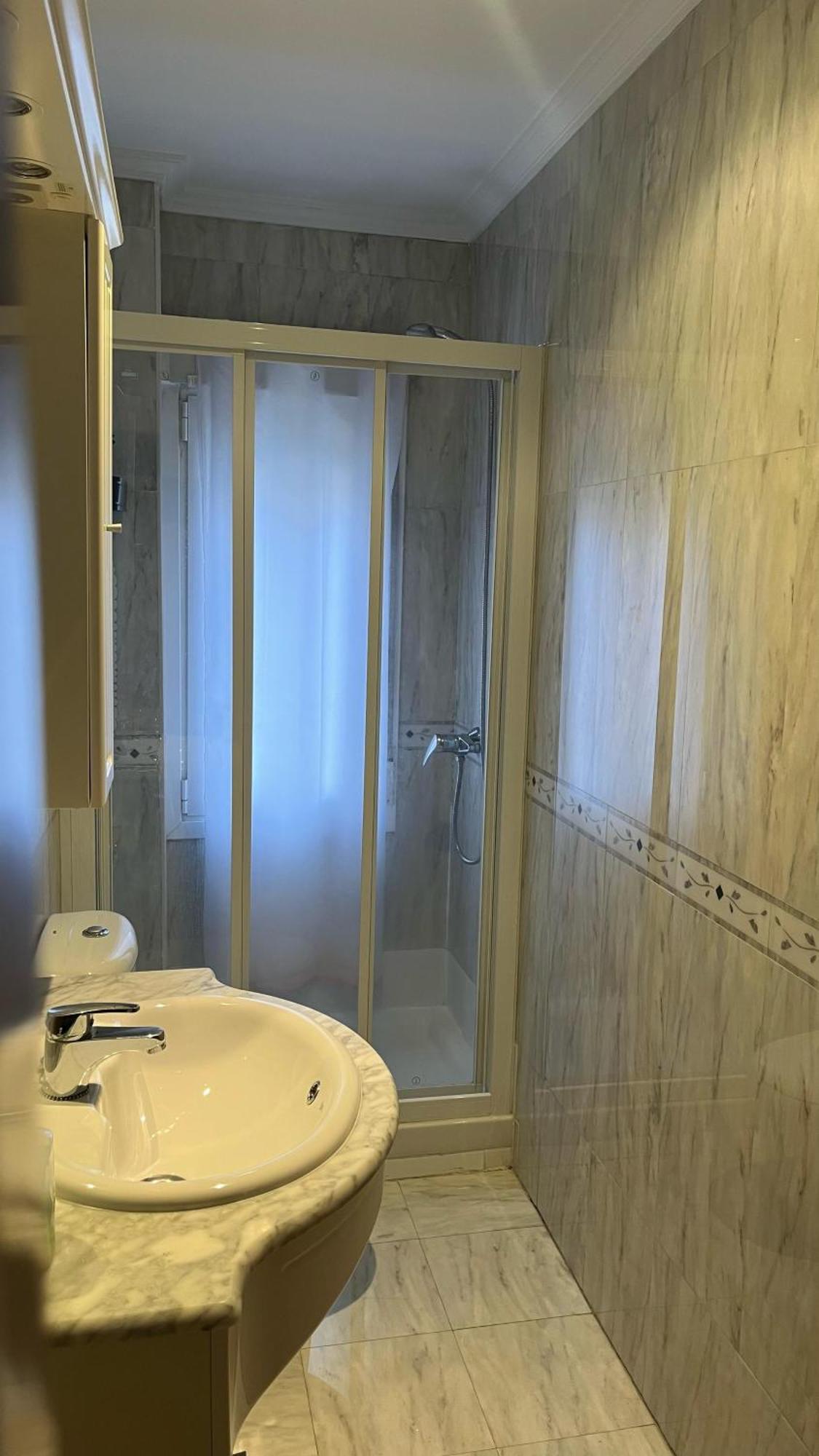 Vivienda Al Pie Del Castillo Burgo 外观 照片